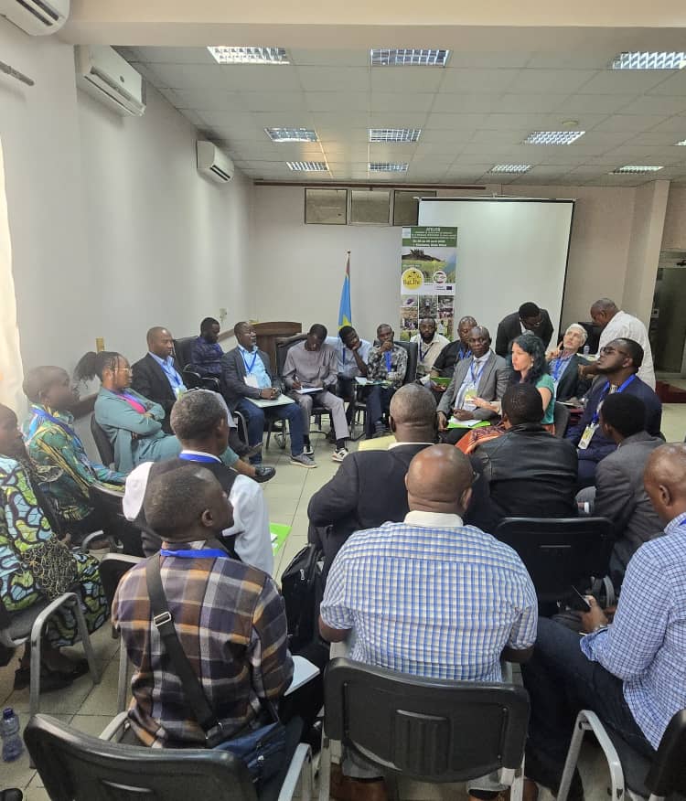 Participants à l’atelier national de lancement du CEBOC à Kinshasa